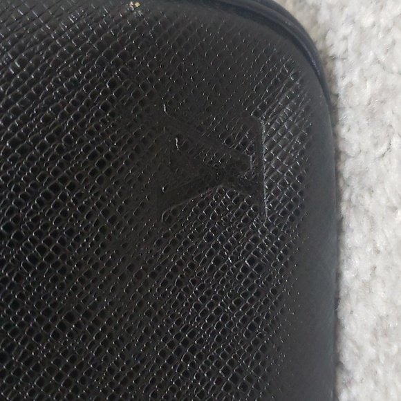 Louis Vuitton Tagia Leather Cosmetic Toiletry Zipper Pouch - Picture 2 of 7